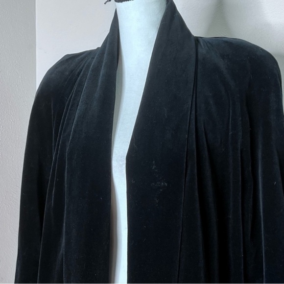 Vintage opera black velvet 1980s long swing coat size S duster oversized jacket - Picture 4 of 7
